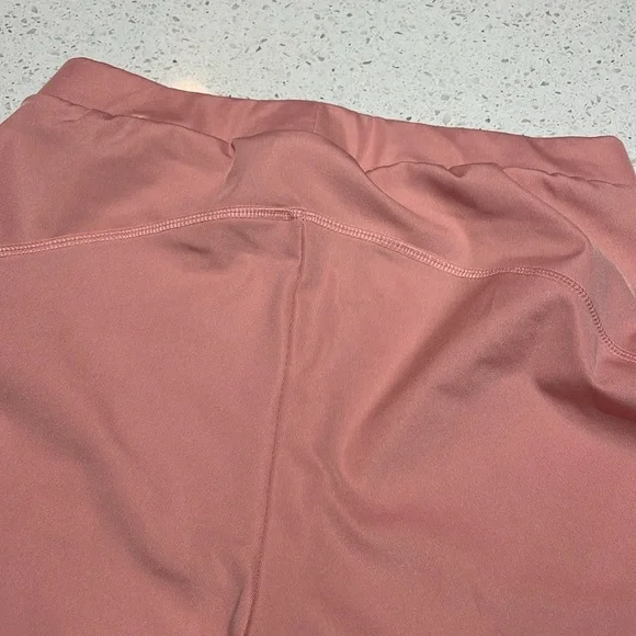 Athletic shorts. Tights - Picture 5 of 6